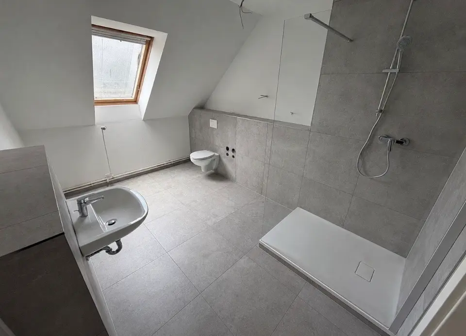 2 Zimmer Wohnung mit 80 m² in Bremerhaven – Bild 5
