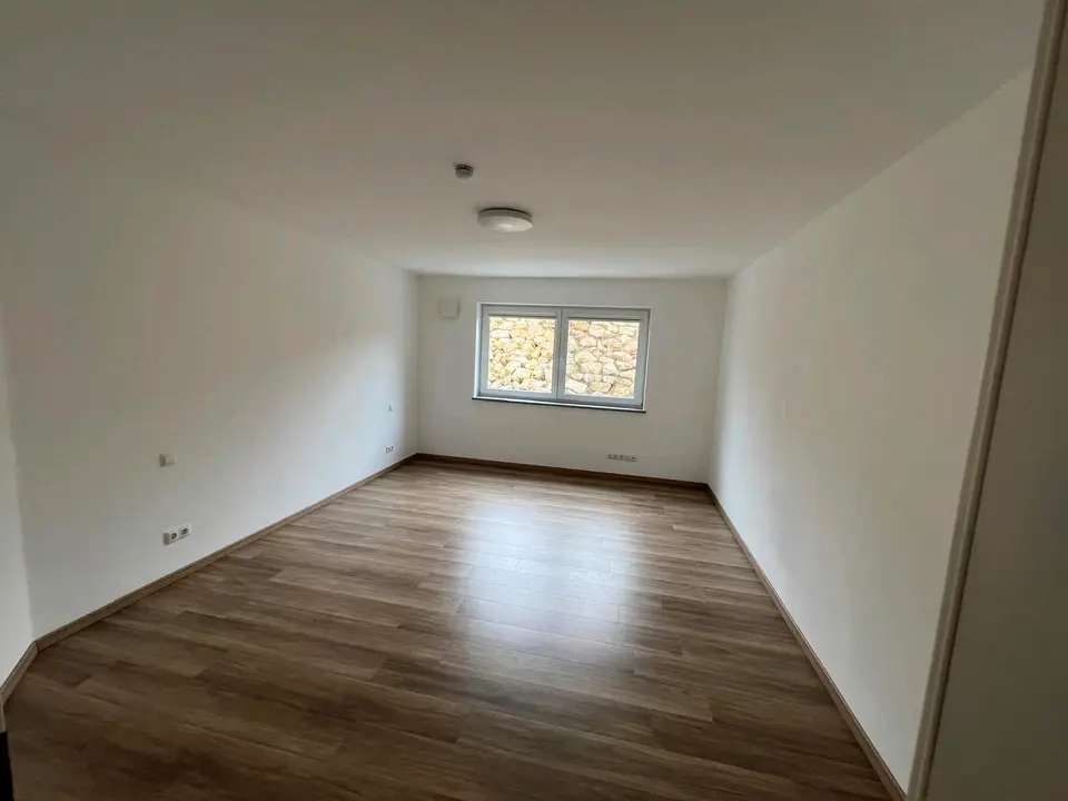 4 Zimmer Wohnung mit 145 m² in Kelheim – Bild 2