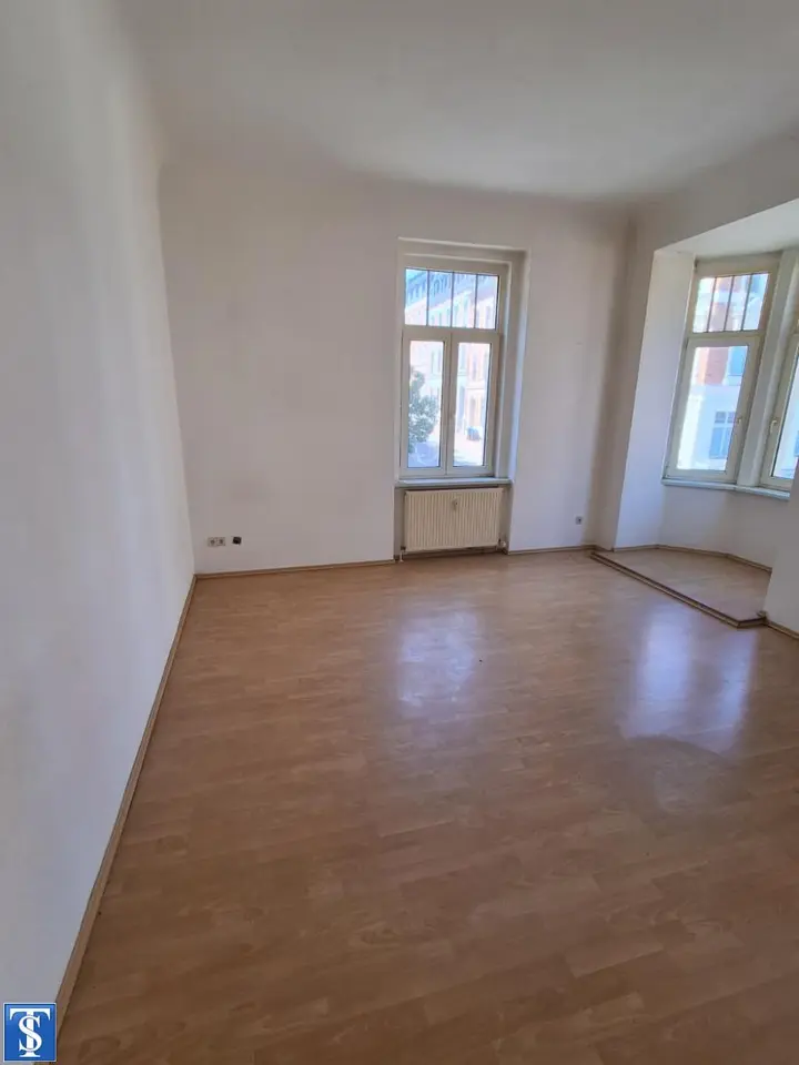 2 Zimmer Wohnung mit 62 m² in Plauen – Bild 2