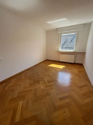 5 Zimmer Haus mit 112 m² in Wiesbaden – Bild 10
