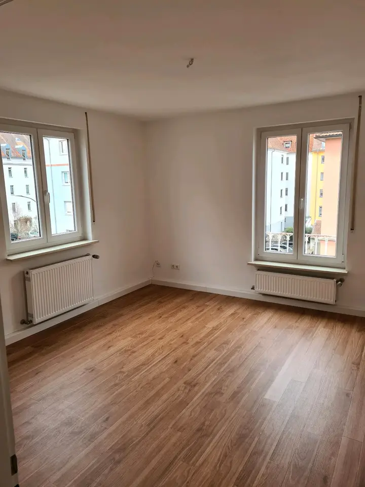 4 Zimmer Wohnung mit 86 m² in Würzburg – Bild 1