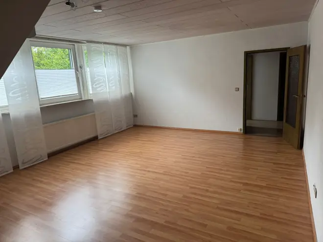3 Zimmer Wohnung mit 80 m² in Oberhausen – Bild 3