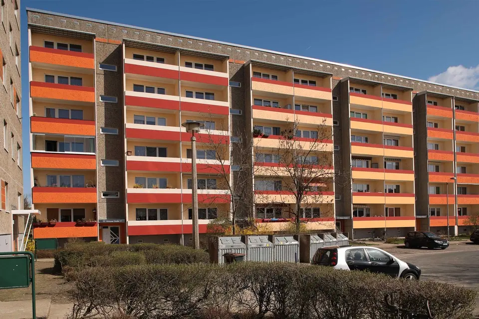 3 Zimmer Wohnung mit 63 m² in Neubrandenburg – Bild 1