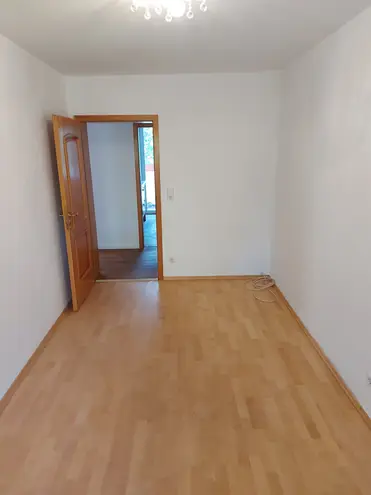 3 Zimmer Wohnung mit 80 m² in Karlsruhe – Bild 12
