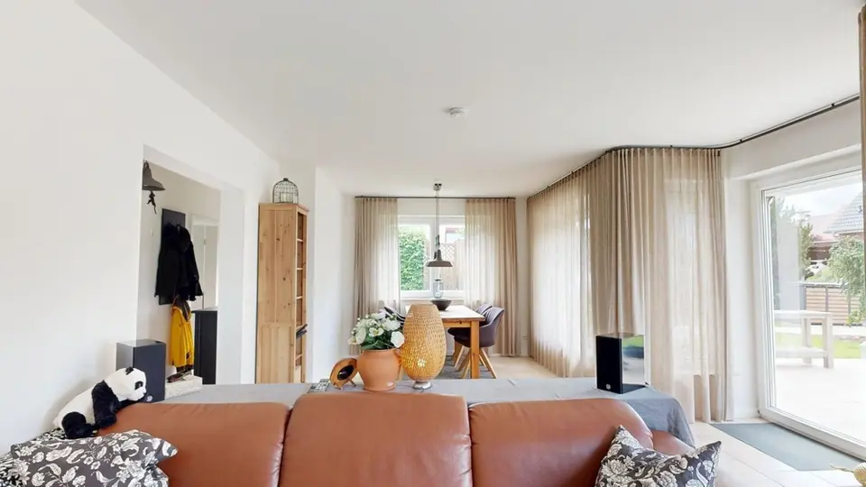 3 Zimmer Haus mit 114 m² in Schwerin – Bild 2