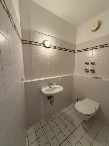 2 Zimmer Wohnung mit 79 m² in Berlin – Bild 10