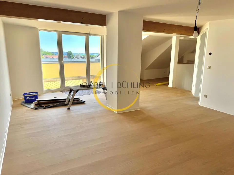 4 Zimmer Wohnung mit 124 m² in Gera – Bild 1