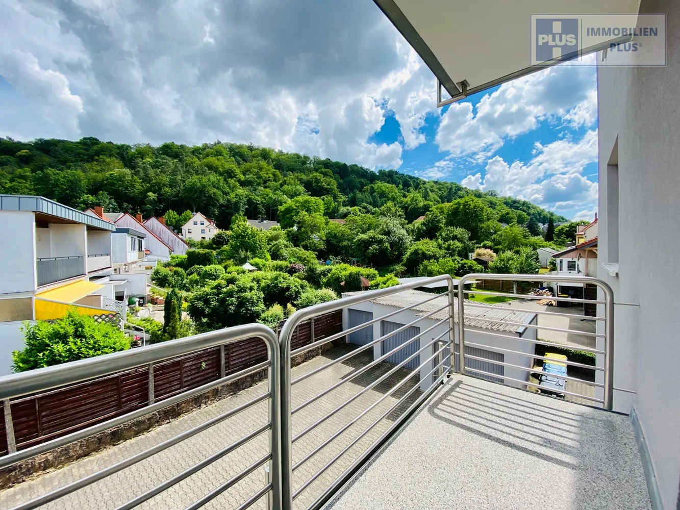 2 Zimmer Wohnung mit 72 m² in Homburg – Bild 4