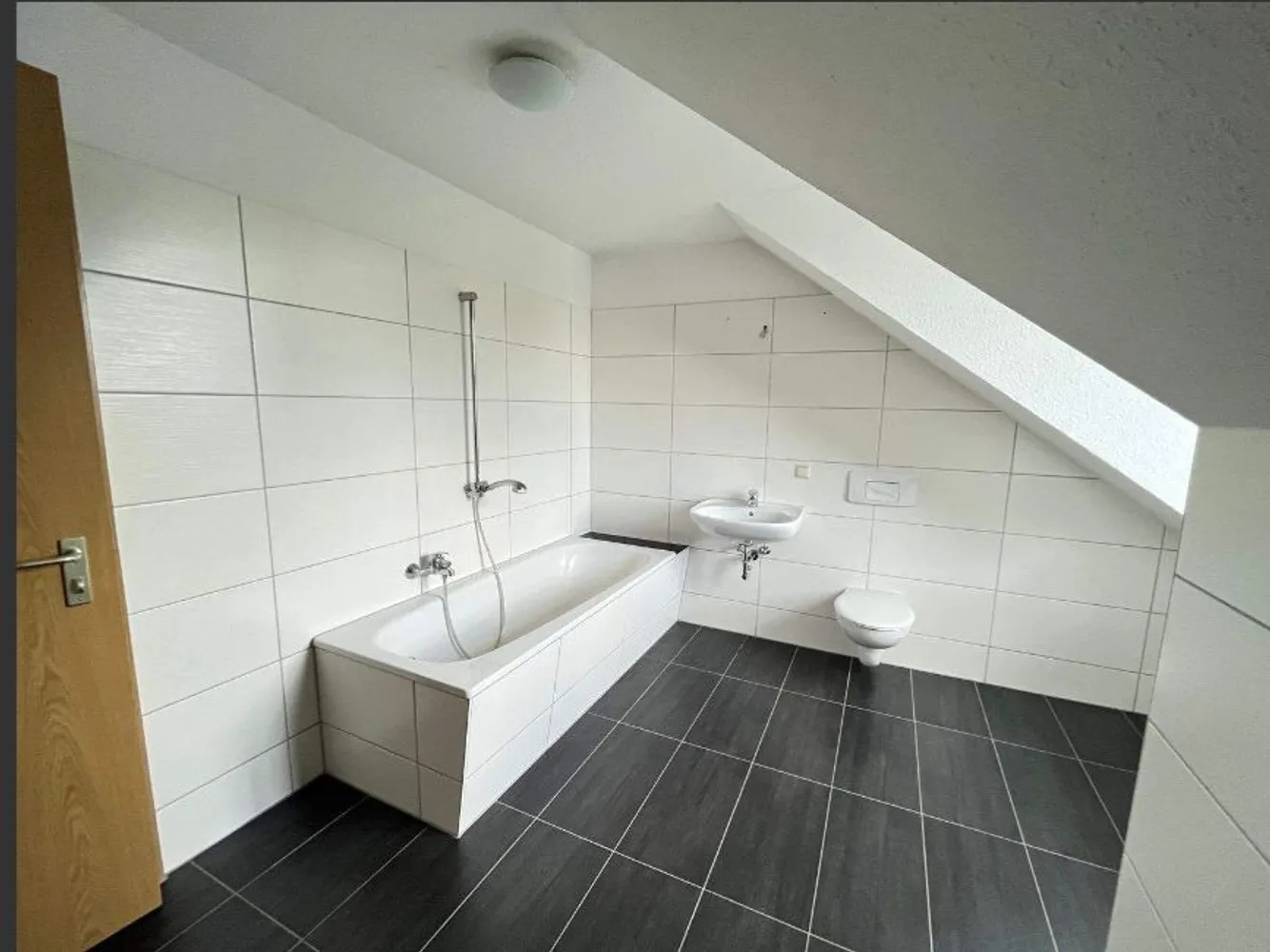 2 Zimmer Wohnung mit 63 m² in Chemnitz – Bild 6