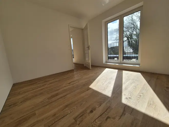 6 Zimmer Haus mit 123 m² in Norderstedt – Bild 2