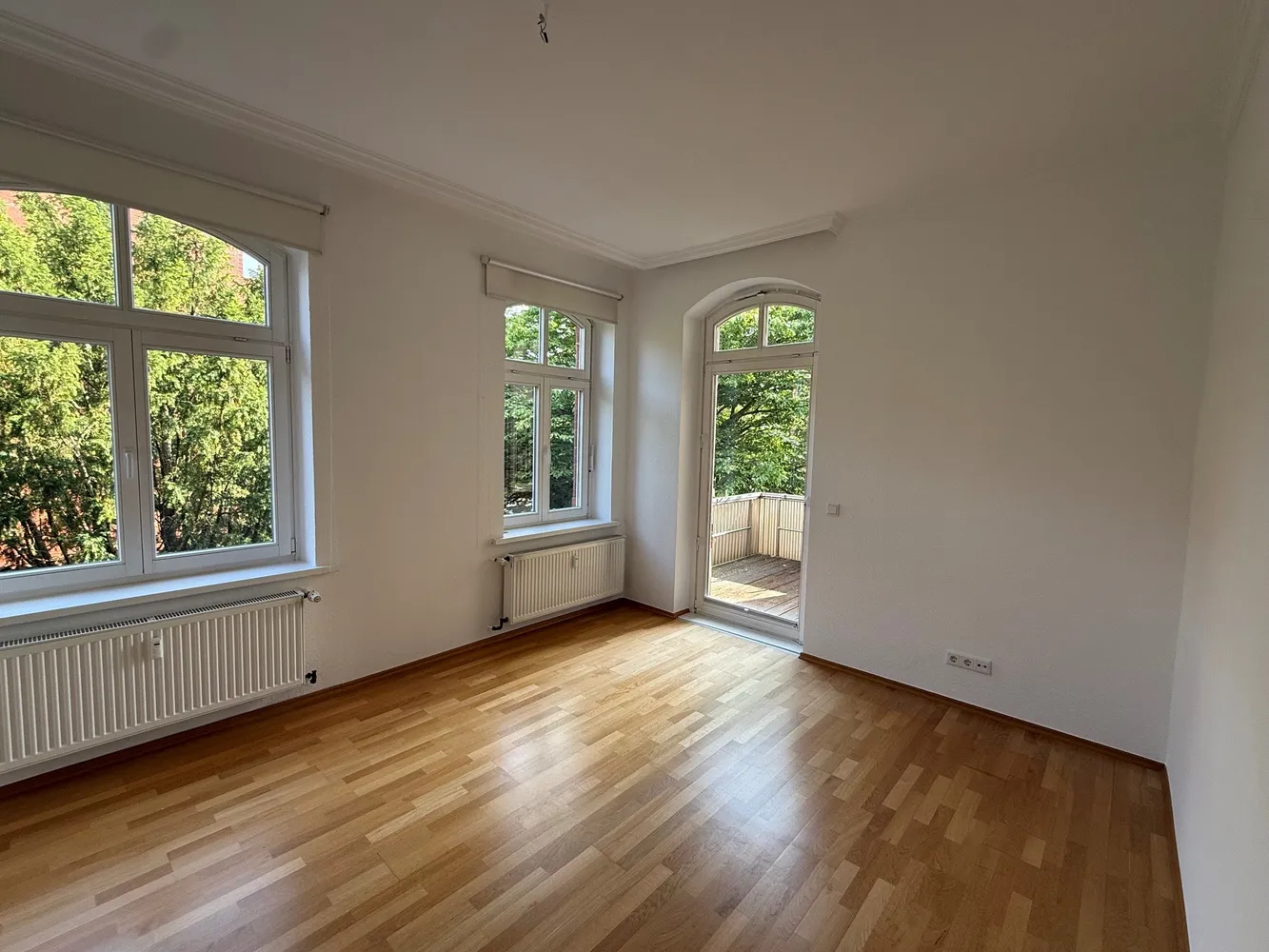 4 Zimmer Wohnung mit 105 m² in Hannover – Bild 2