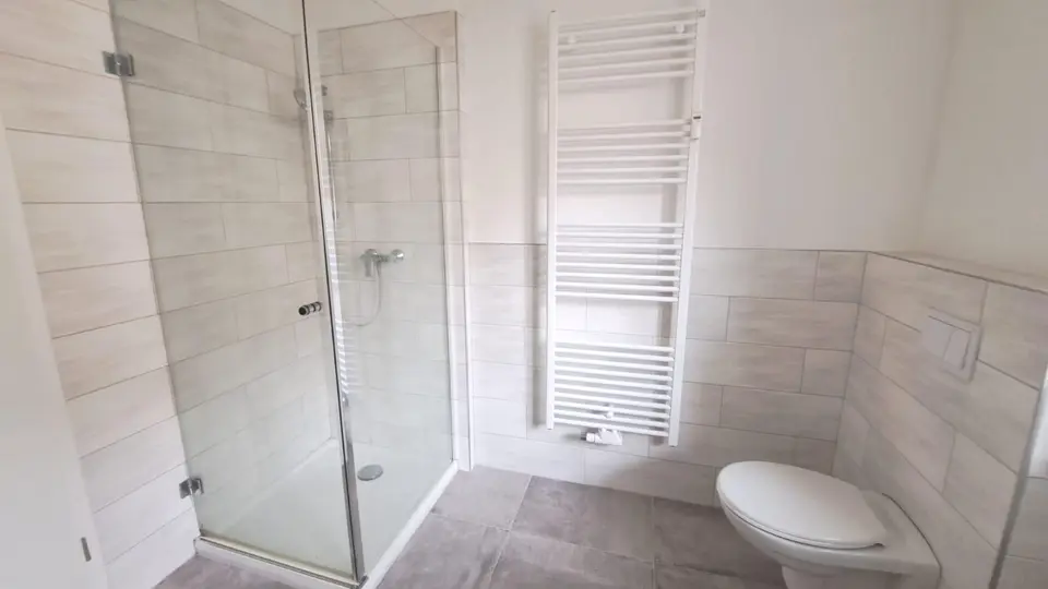5 Zimmer Wohnung mit 138 m² in Gera – Bild 10