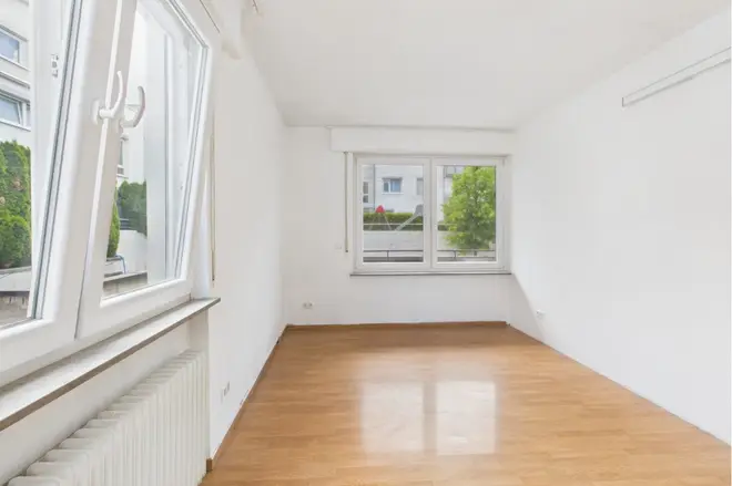 6 Zimmer Wohnung mit 110 m² in Stuttgart – Bild 7