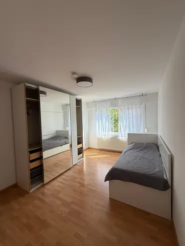 4 Zimmer Wohnung mit 94 m² in Stuttgart – Bild 3