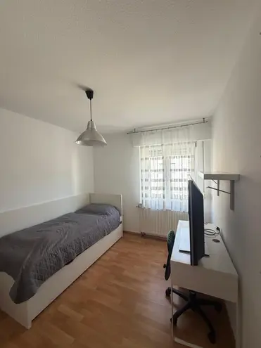 4 Zimmer Wohnung mit 94 m² in Stuttgart – Bild 7