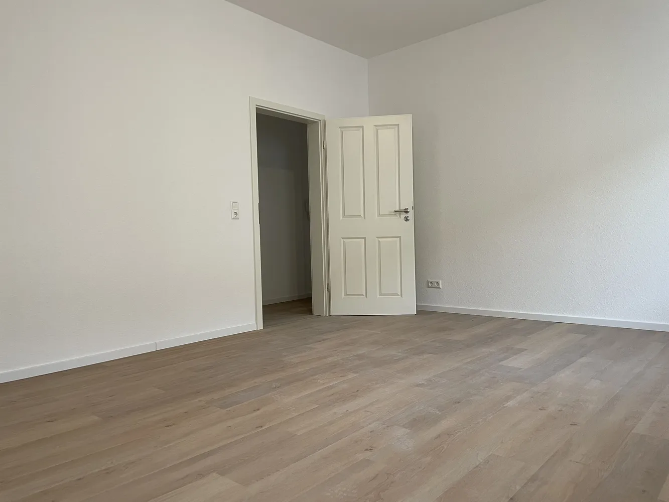 4 Zimmer Wohnung mit 102 m² in Kaiserslautern – Bild 1
