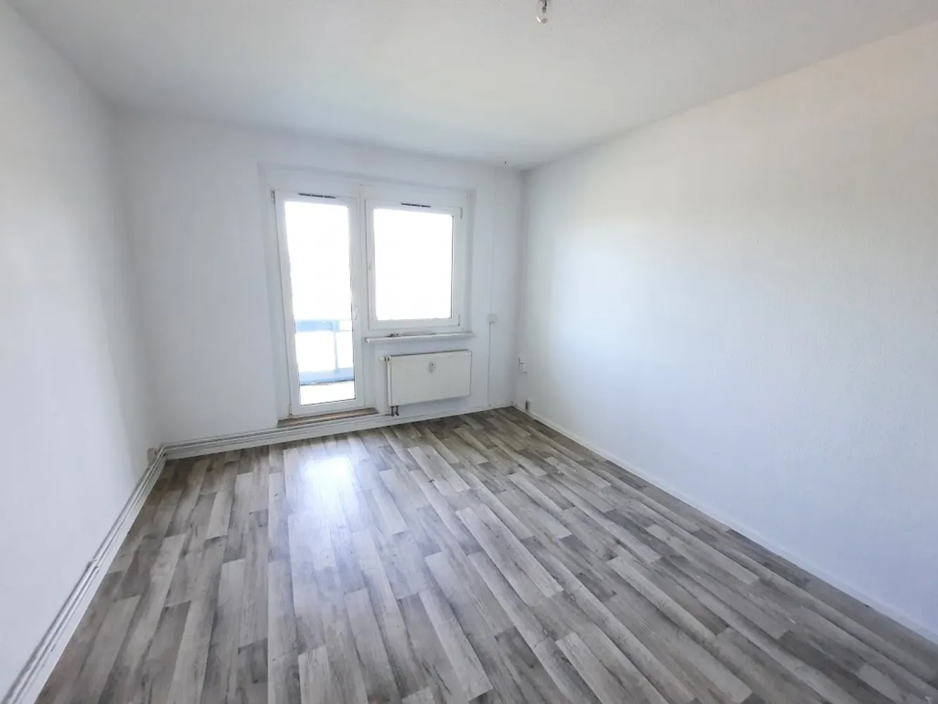 3 Zimmer Wohnung mit 55 m² in Neubrandenburg – Bild 1