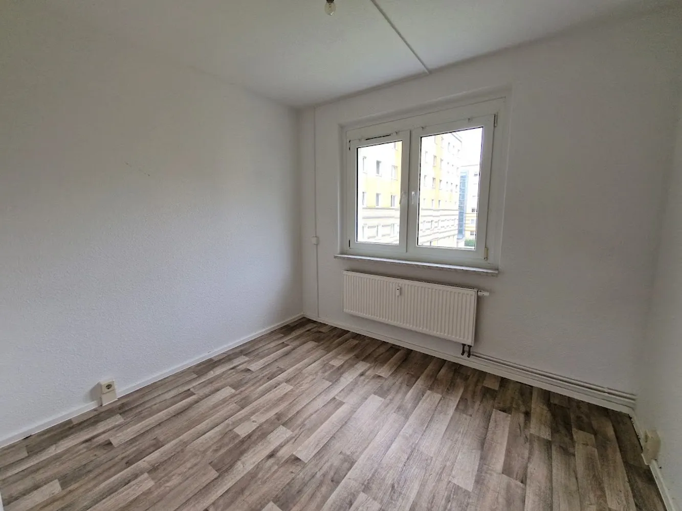 3 Zimmer Wohnung mit 55 m² in Neubrandenburg – Bild 3