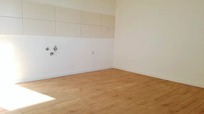4 Zimmer Wohnung mit 109 m² in Magdeburg – Bild 2