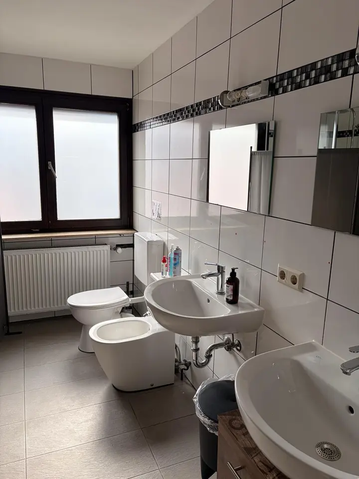8 Zimmer Wohnung mit 200 m² in Tübingen – Bild 7