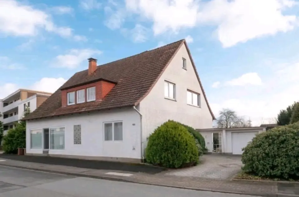 9 Zimmer Haus mit 343 m² in Herford – Bild 1