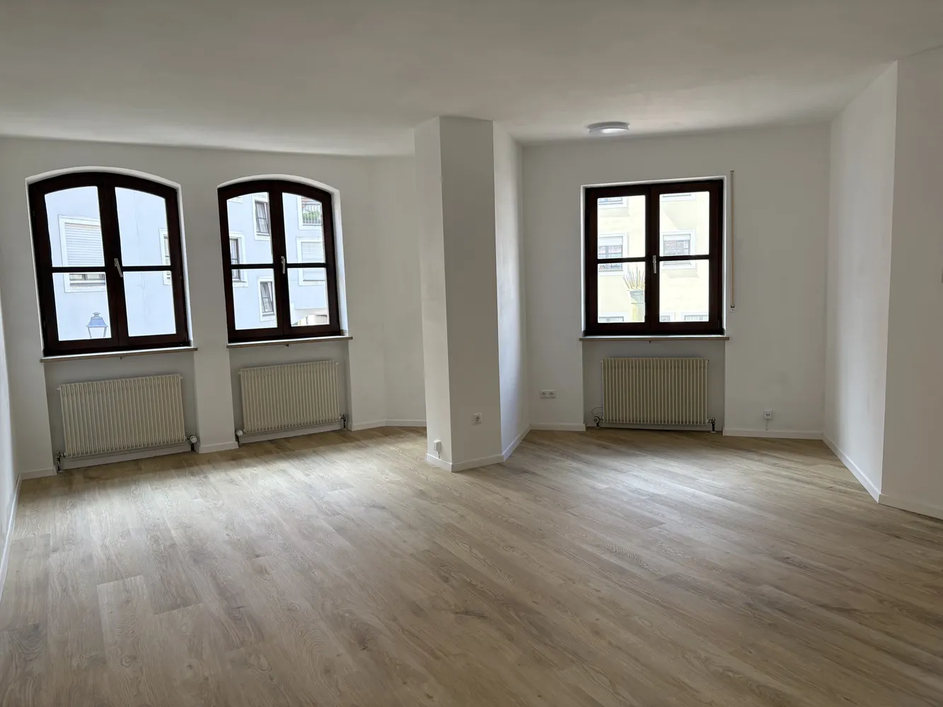 4 Zimmer Wohnung mit 101 m² in Amberg – Bild 2