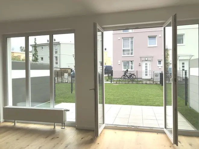 5 Zimmer Haus mit 174 m² in Berlin – Bild 2