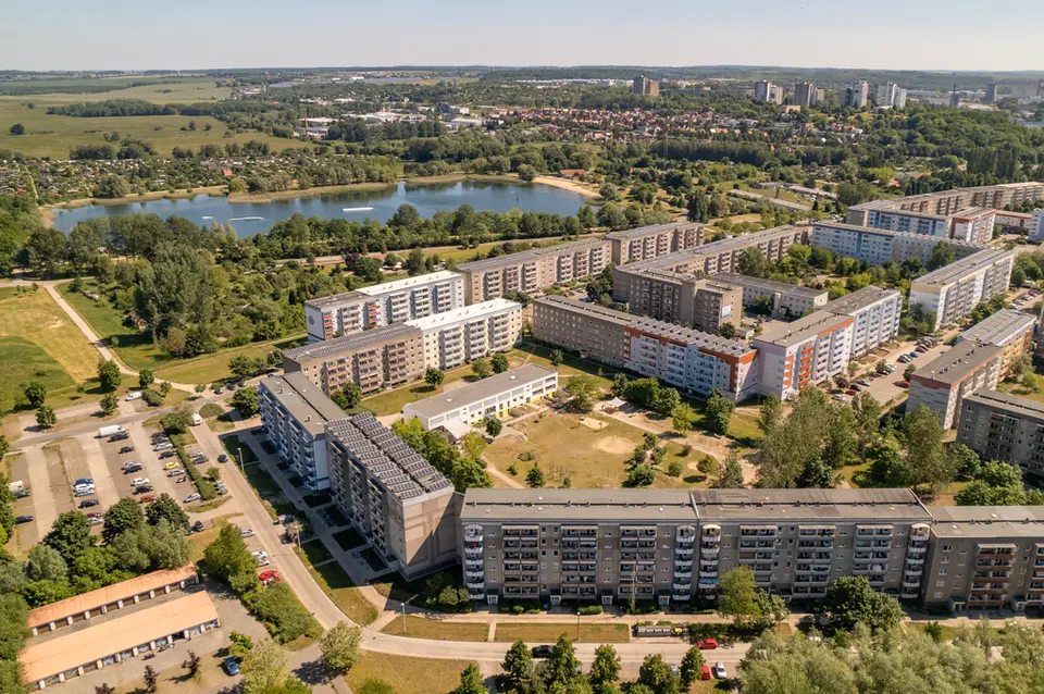 3 Zimmer Wohnung mit 60 m² in Neubrandenburg – Bild 2