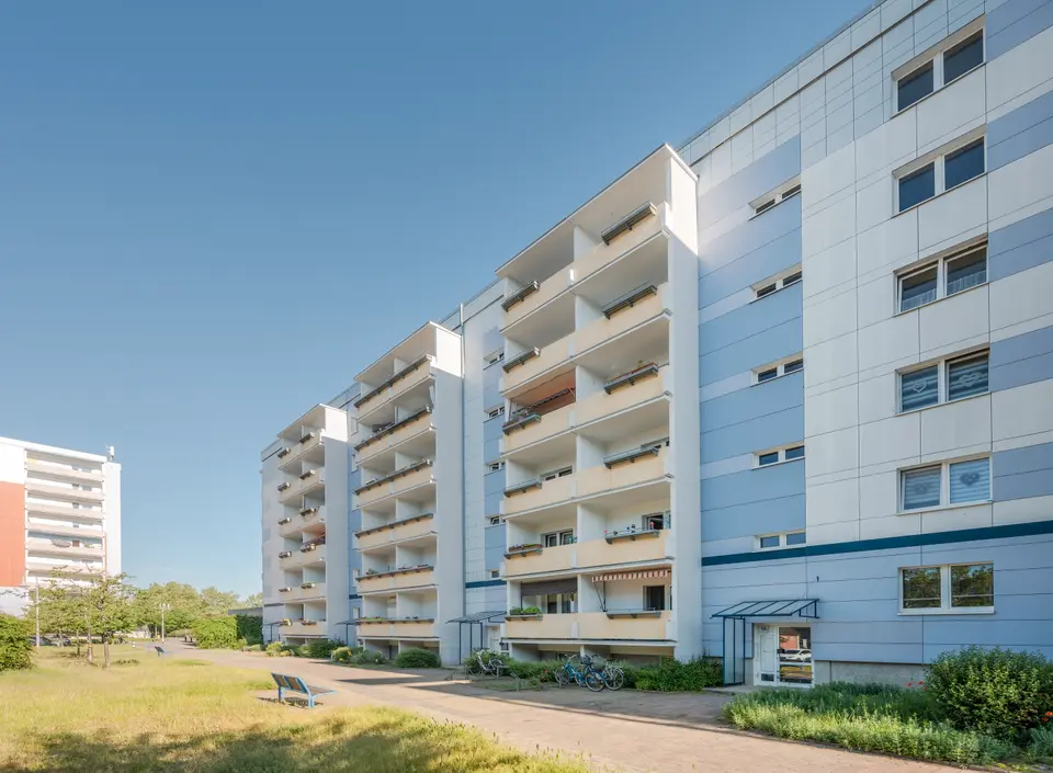 3 Zimmer Wohnung mit 60 m² in Neubrandenburg – Bild 2