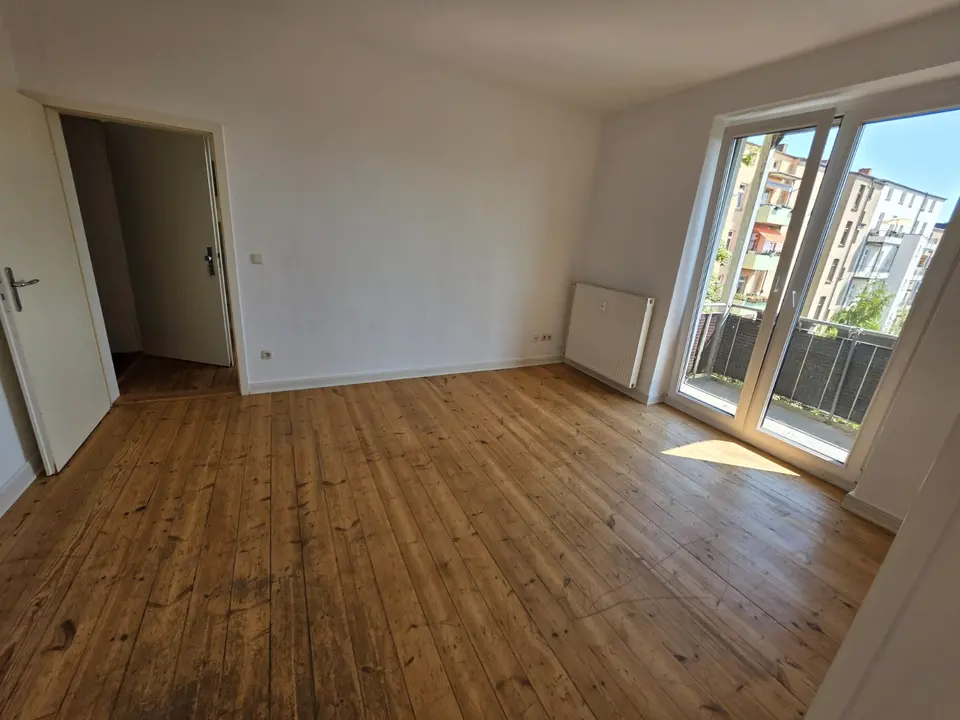 2 Zimmer Wohnung mit 44 m² in Schwerin – Bild 1