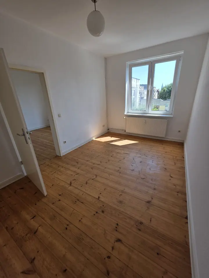 2 Zimmer Wohnung mit 44 m² in Schwerin – Bild 3