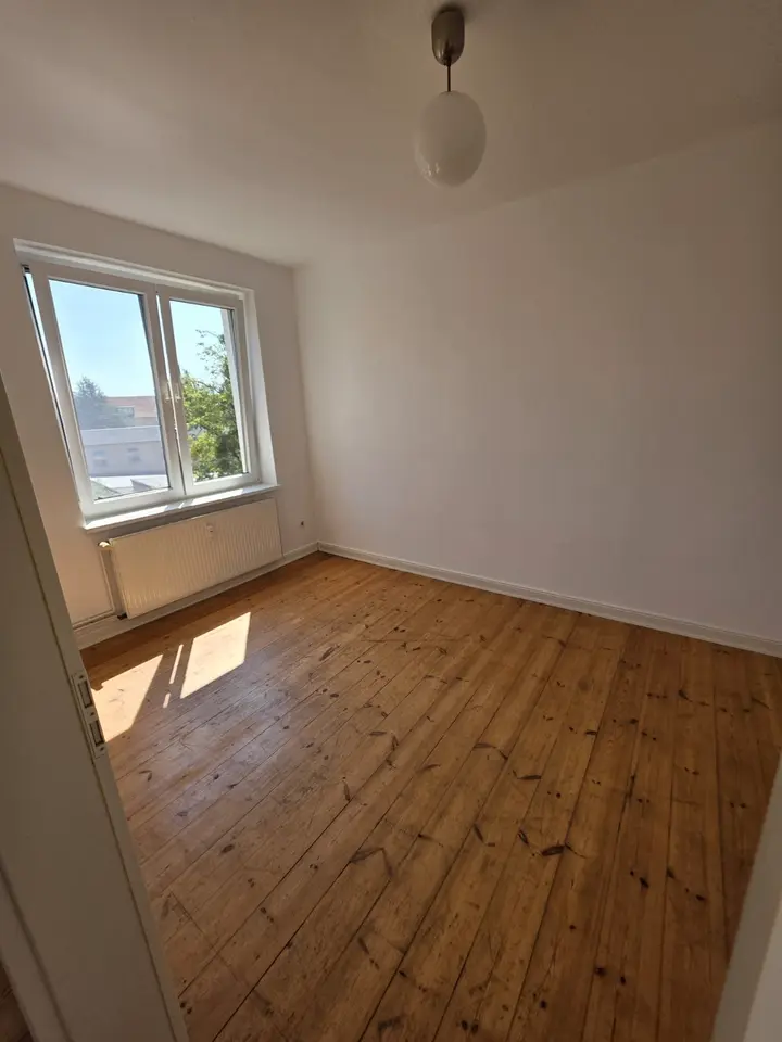 2 Zimmer Wohnung mit 44 m² in Schwerin – Bild 4