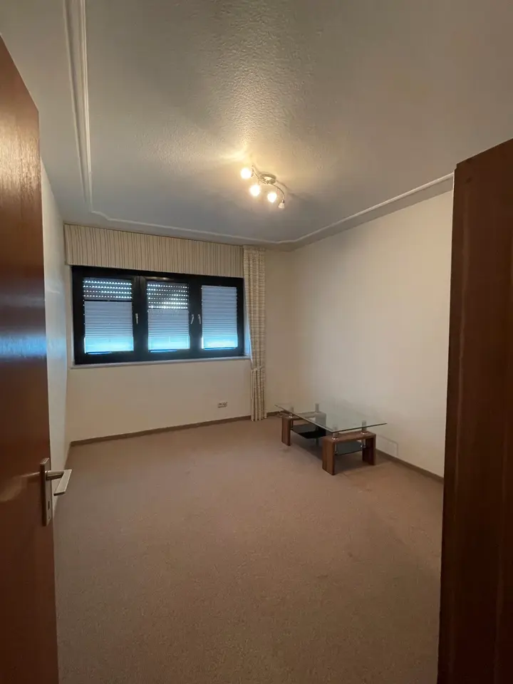 3 Zimmer Wohnung mit 90 m² in Düren – Bild 2