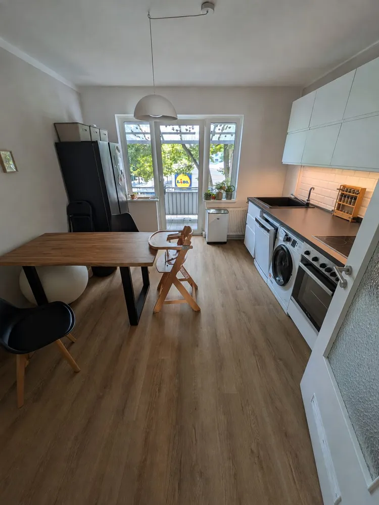 3 Zimmer Wohnung mit 80 m² in Köln – Bild 2
