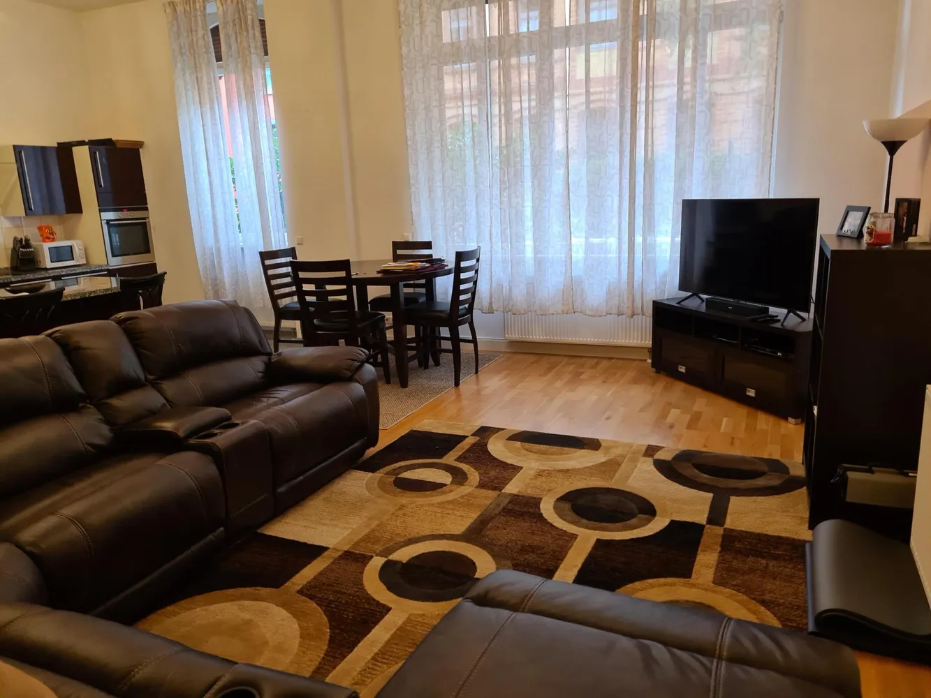 4 Zimmer Wohnung mit 140 m² in Wiesbaden – Bild 6