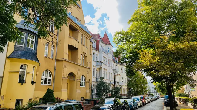 4 Zimmer Wohnung mit 105 m² in Halle (Saale) – Bild 2