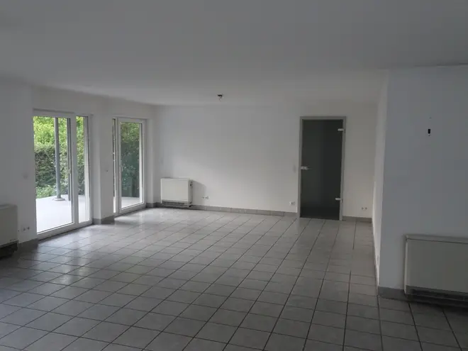 4 Zimmer Wohnung mit 170 m² in Mannheim – Bild 2