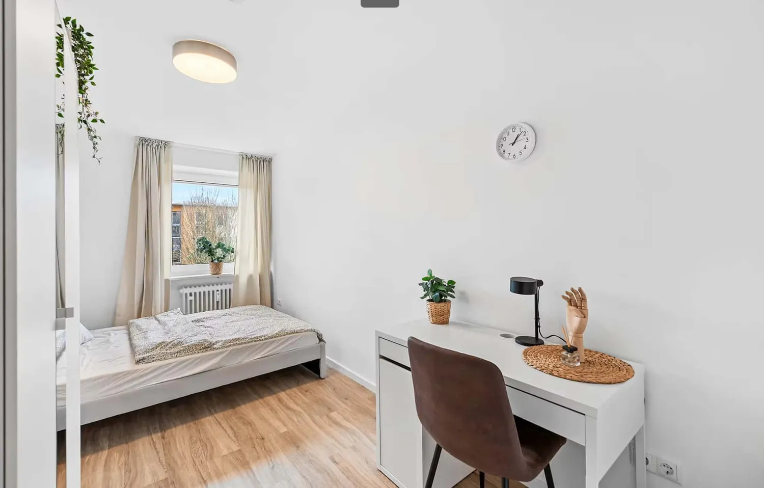 WG-Zimmer mit 11 m² in München – Bild 1