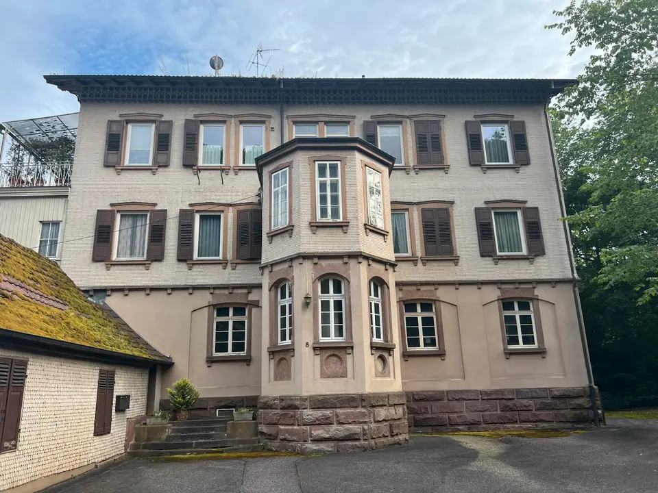 7 Zimmer Wohnung mit 205 m² in Pforzheim – Bild 4