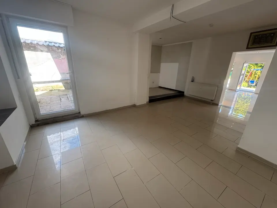 6 Zimmer Haus mit 170 m² in Mönchengladbach – Bild 3