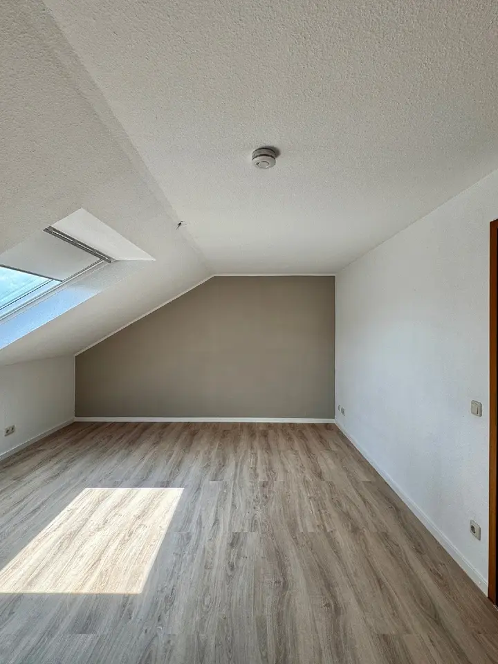 3 Zimmer Wohnung mit 100 m² in Haan – Bild 3