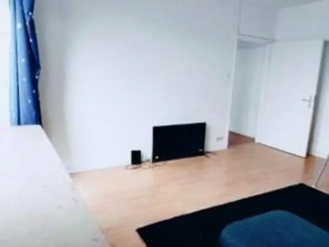 3 Zimmer Wohnung mit 90 m² in Saarbrücken – Bild 2