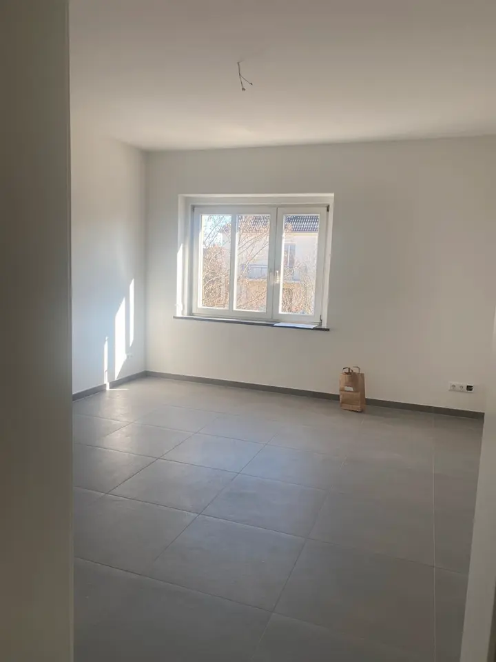 2 Zimmer Wohnung mit 65 m² in Zwickau – Bild 1