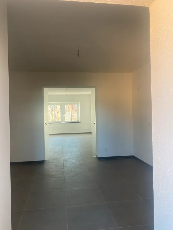 2 Zimmer Wohnung mit 65 m² in Zwickau – Bild 2