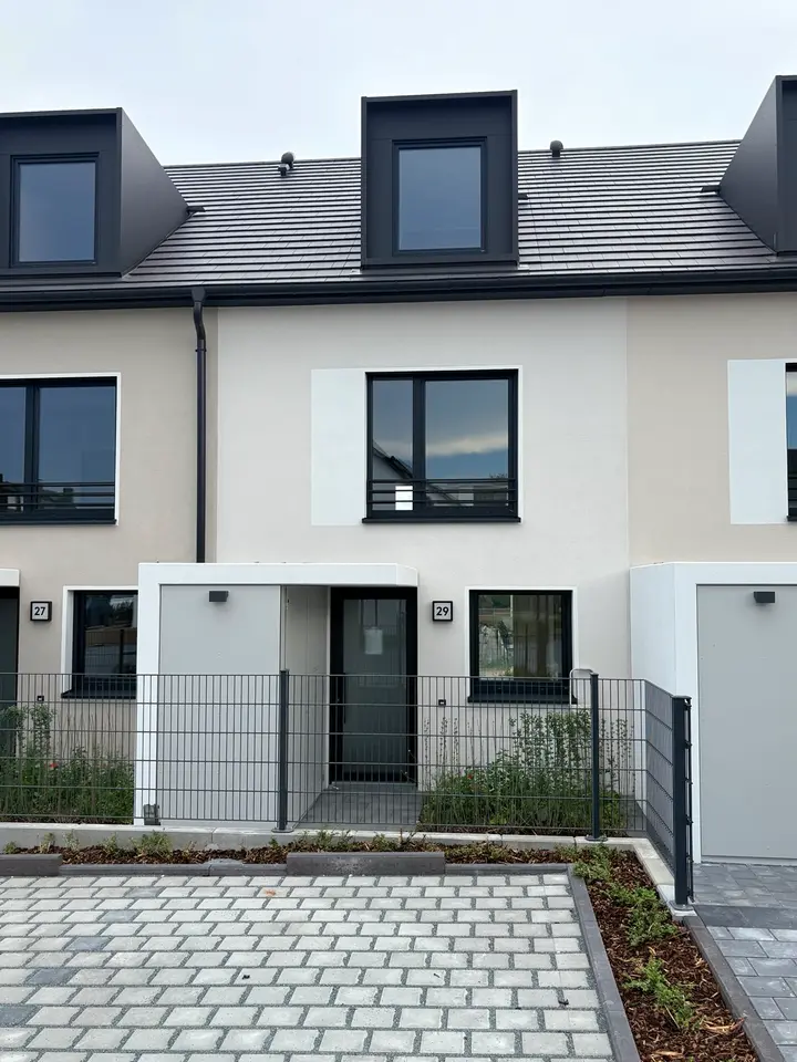 5 Zimmer Haus mit 145 m² in Nürnberg – Bild 3