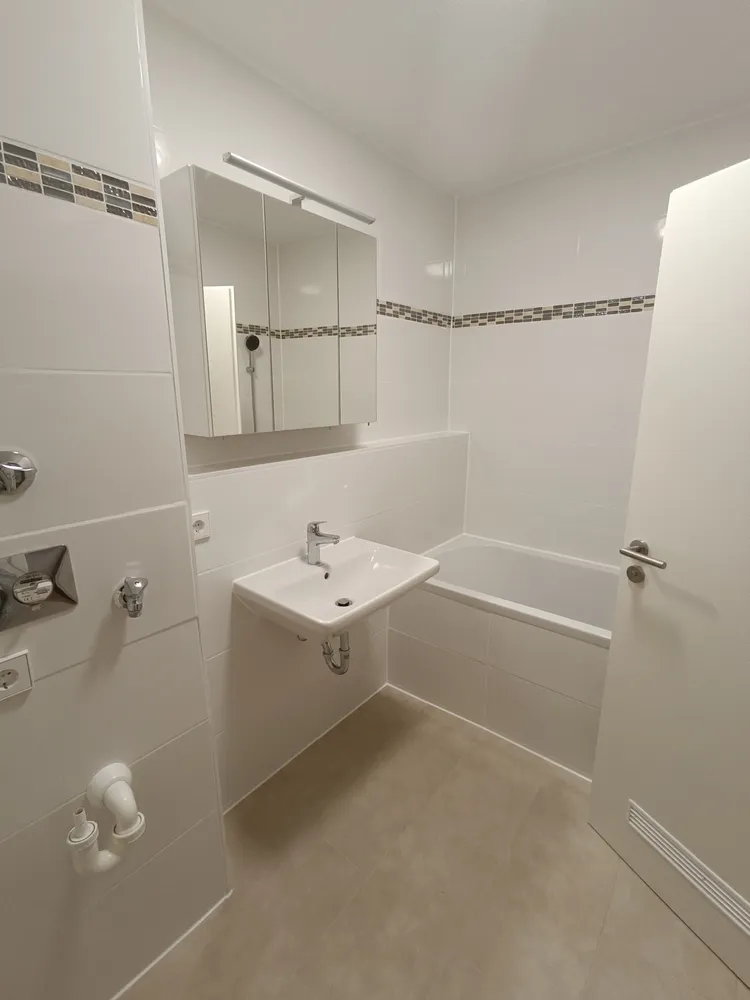 4 Zimmer Wohnung mit 75 m² in Tübingen – Bild 1