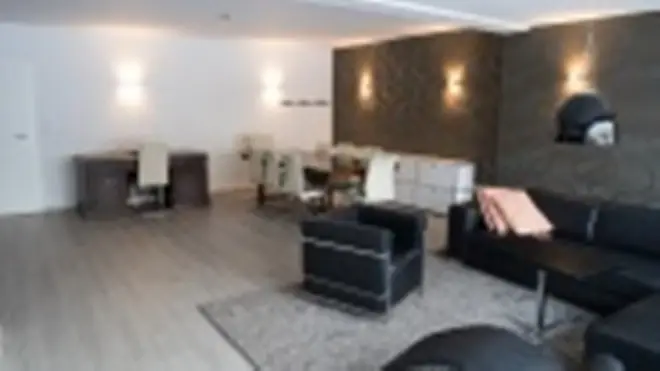 7 Zimmer Haus mit 290 m² in Nürnberg – Bild 8