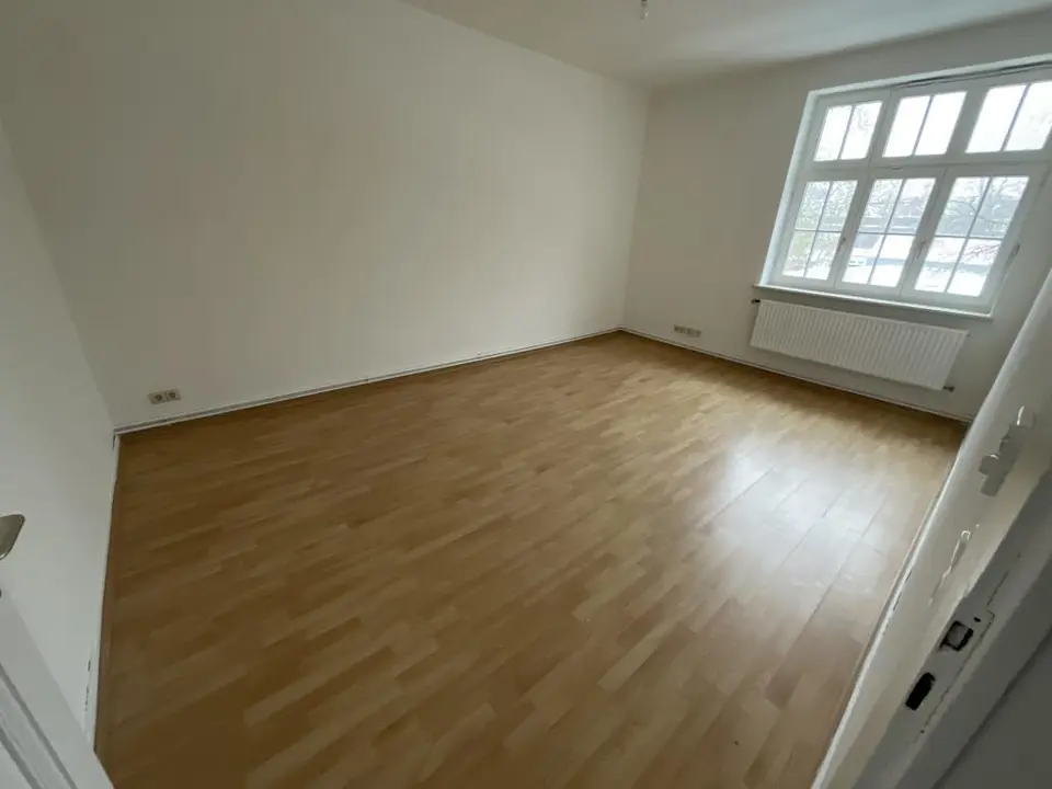 2 Zimmer Wohnung mit 63 m² in Wilhelmshaven – Bild 2