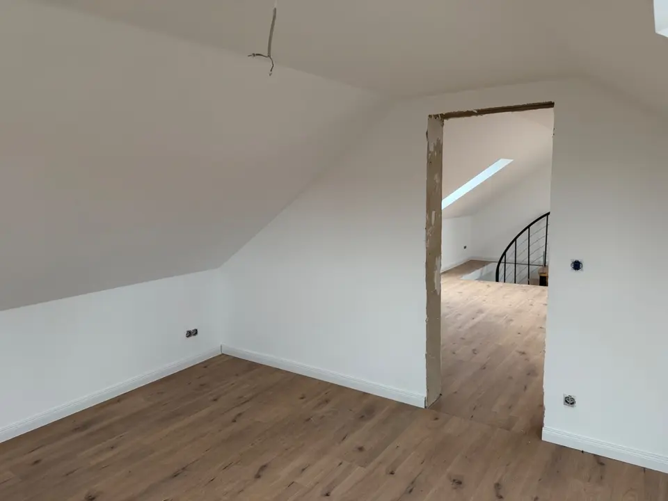 5 Zimmer Wohnung mit 115 m² in Celle – Bild 2
