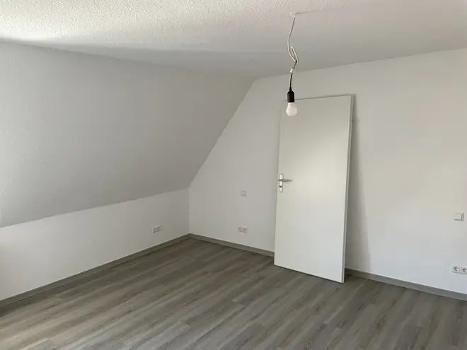 3 Zimmer Wohnung mit 98 m² in Karlsruhe – Bild 6